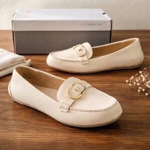 Liz Claiborne Women's Cream Loafers